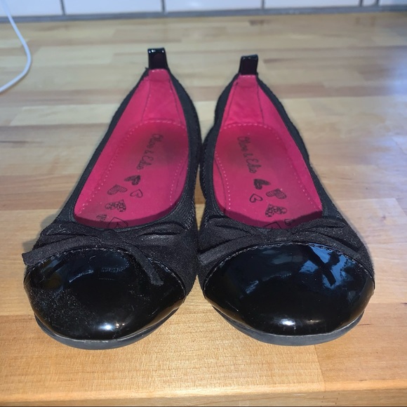 Black Flats - Picture 3 of 3